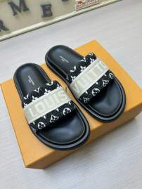 Picture of Louis Vuitton Slippers _SKULVsz35-46jyh07081171